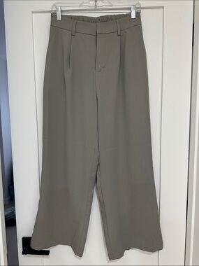 Amazon Wide-Leg Chinos in Olive